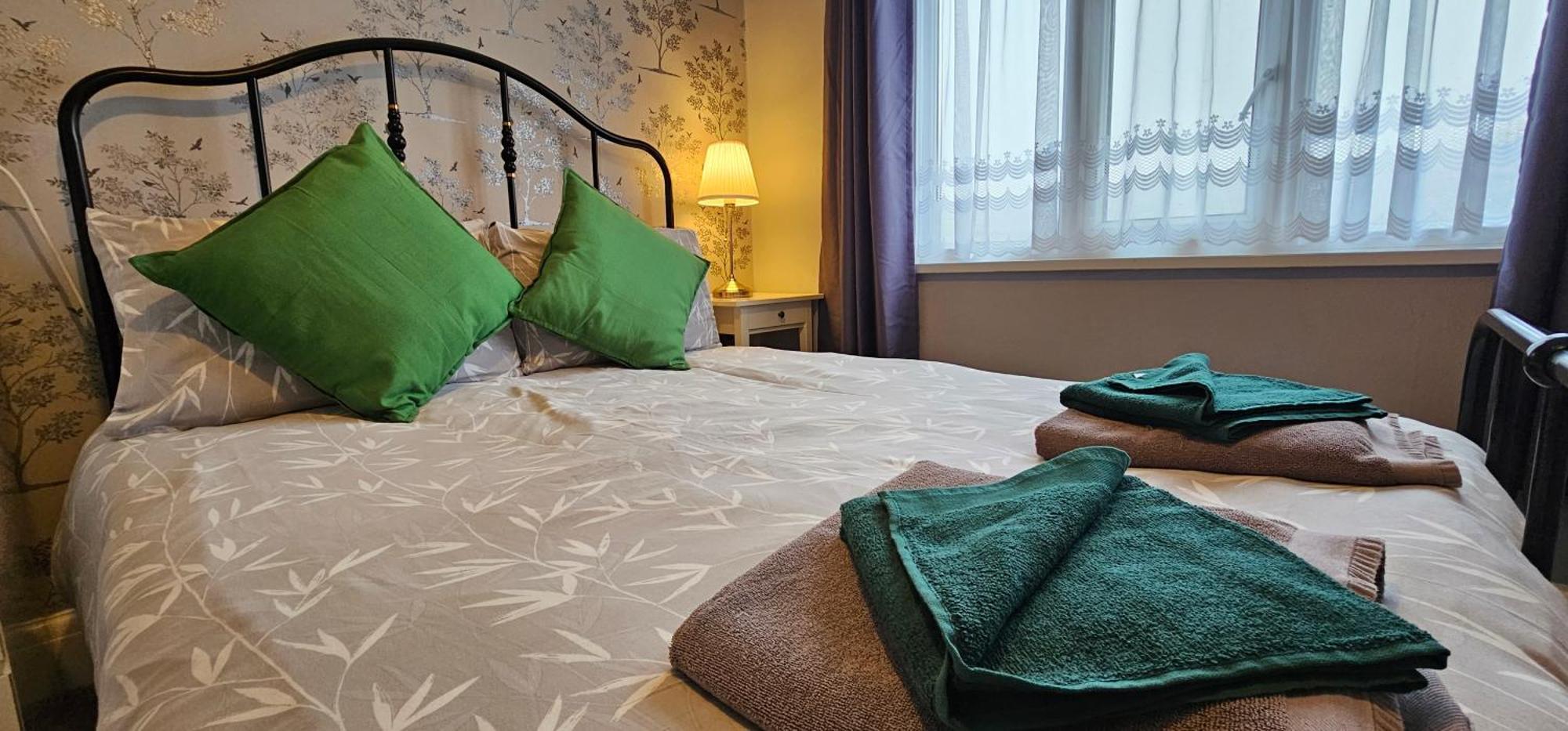 بيغْنْتون The Roslyn Guest House المظهر الخارجي الصورة